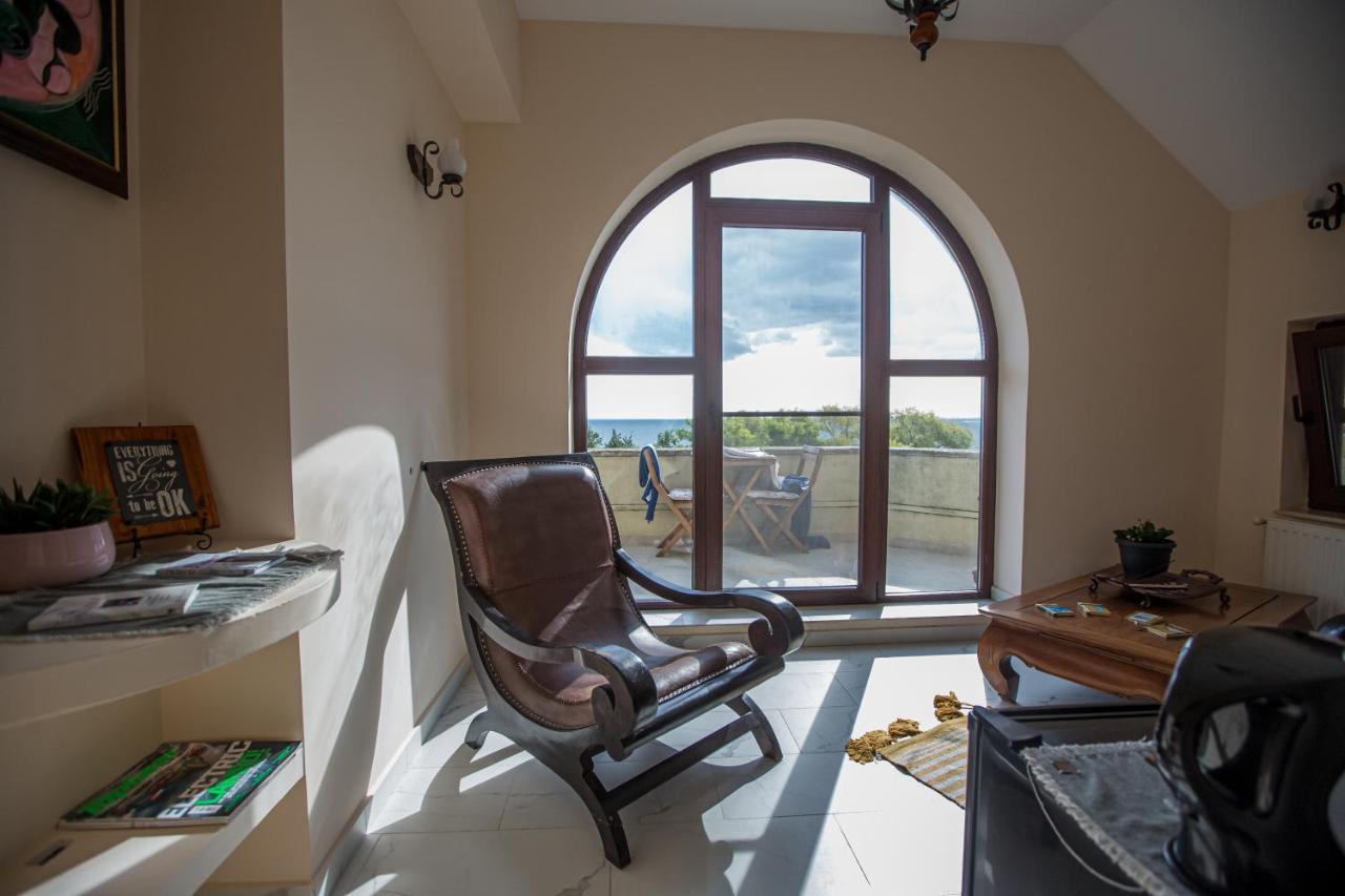 Bed and Breakfast Casa Chintoan - Adult Only Constanţa Exterior foto